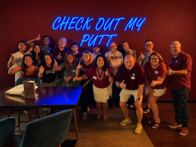 Chicago Area Aggie Moms and family members gathered at a Howdy Party.